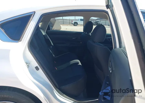 2018 Nissan Altima 2.5 S из США, поврежденный, VIN 1N4AL3AP2JC218410